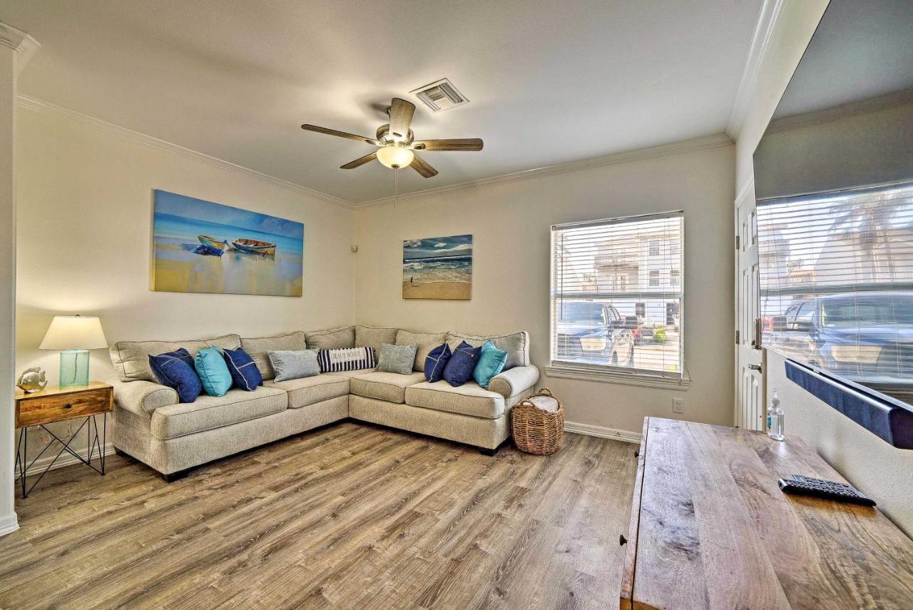Modern Island Condo With Pool Steps To The Beach! South Padre Island Exterior foto